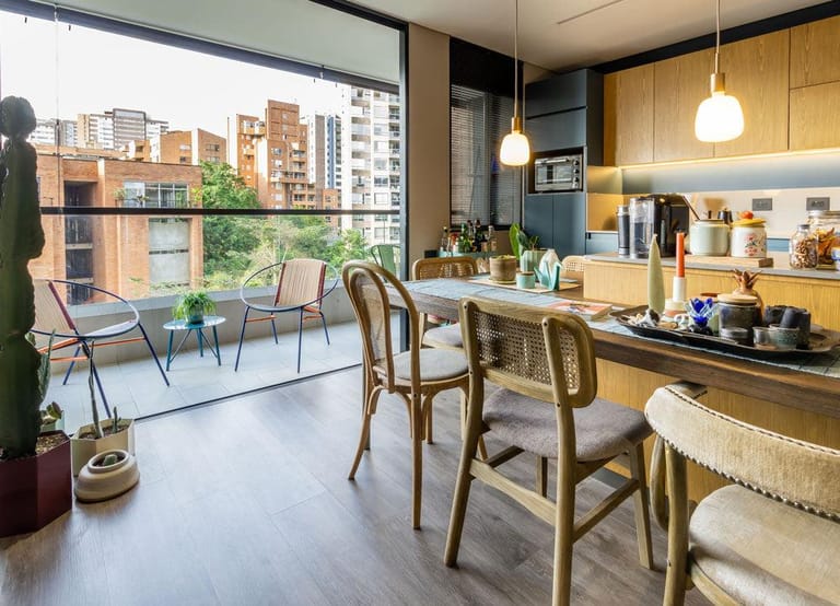 Calle Medellin Apartments detail view 2