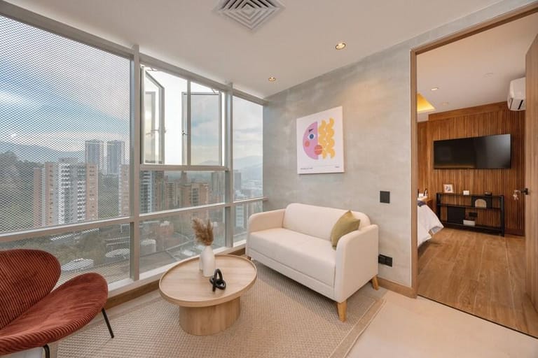Calle Medellin Apartments detail view 3