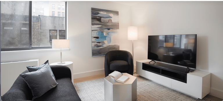 Gove 250 West 19th Street detail view 1