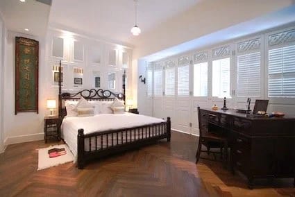 Causeway Bay Apartments - image 1