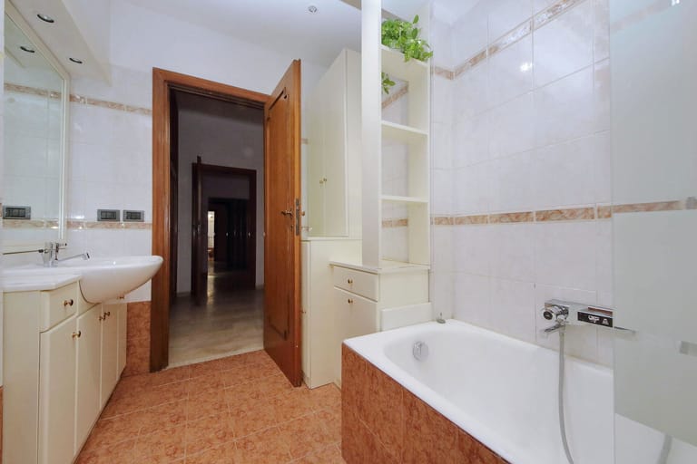 Furio Camillo Apartment detail view 4