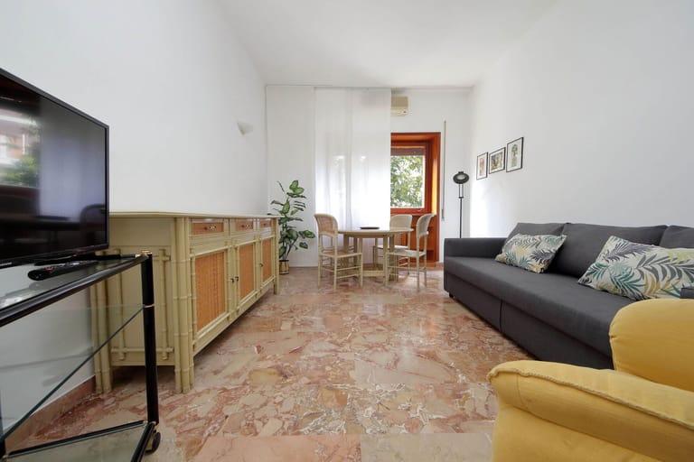 Furio Camillo Apartment detail view 1