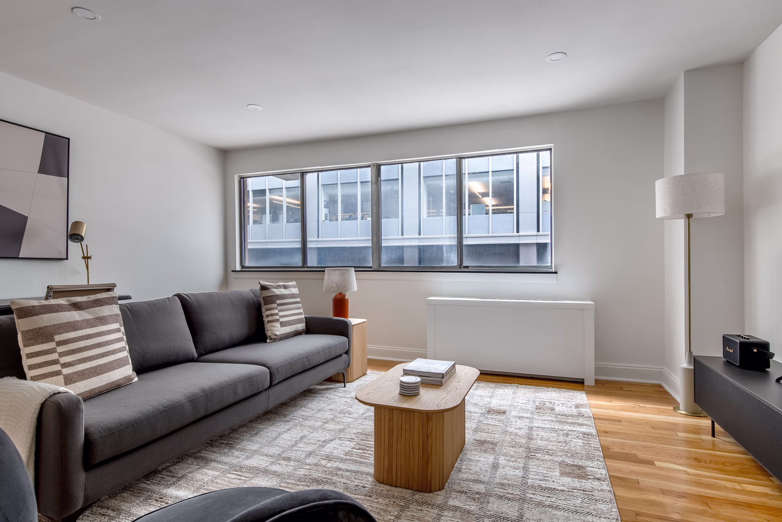 123 E 54th St