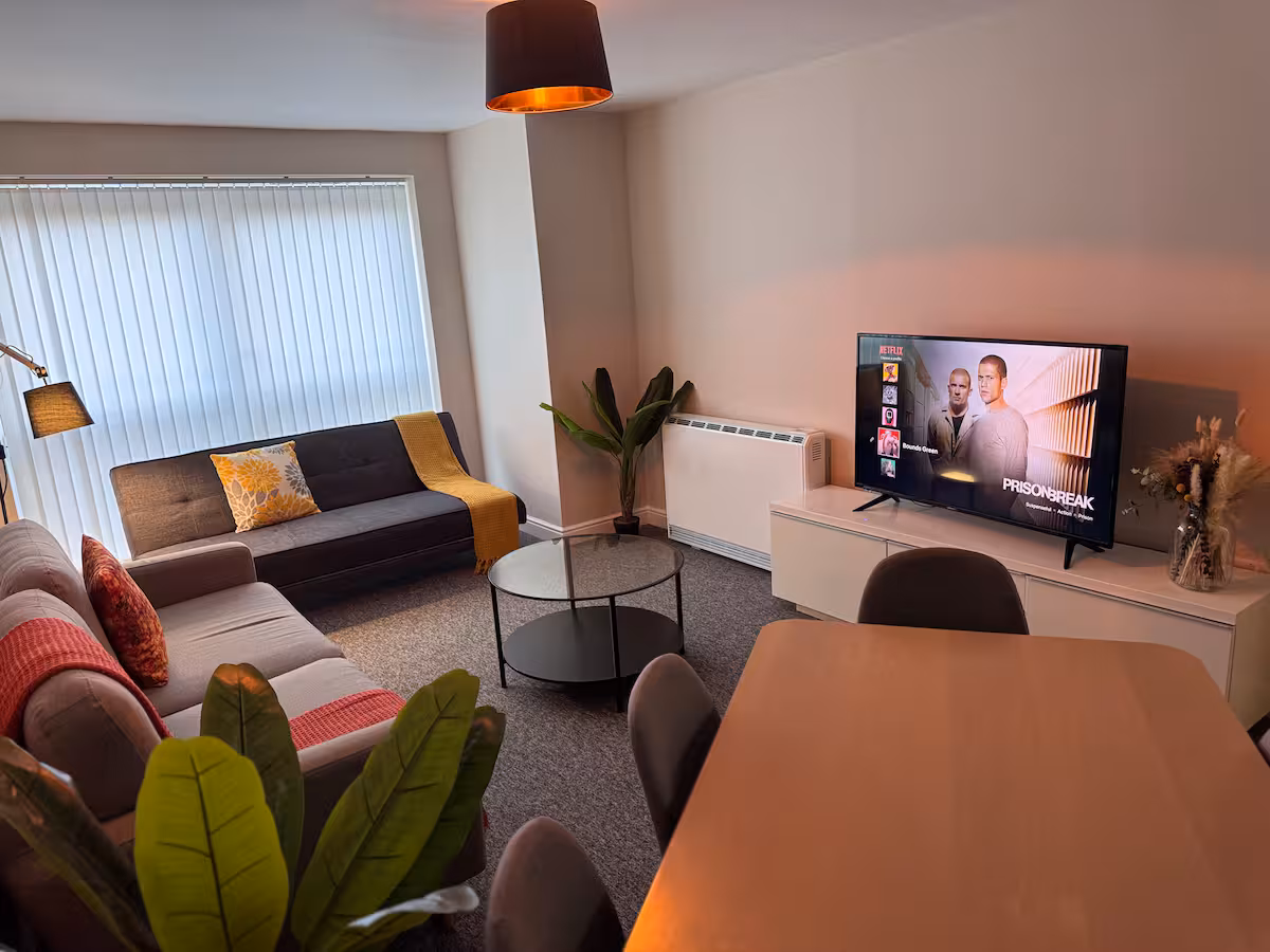 Cline Deluxe Apartment