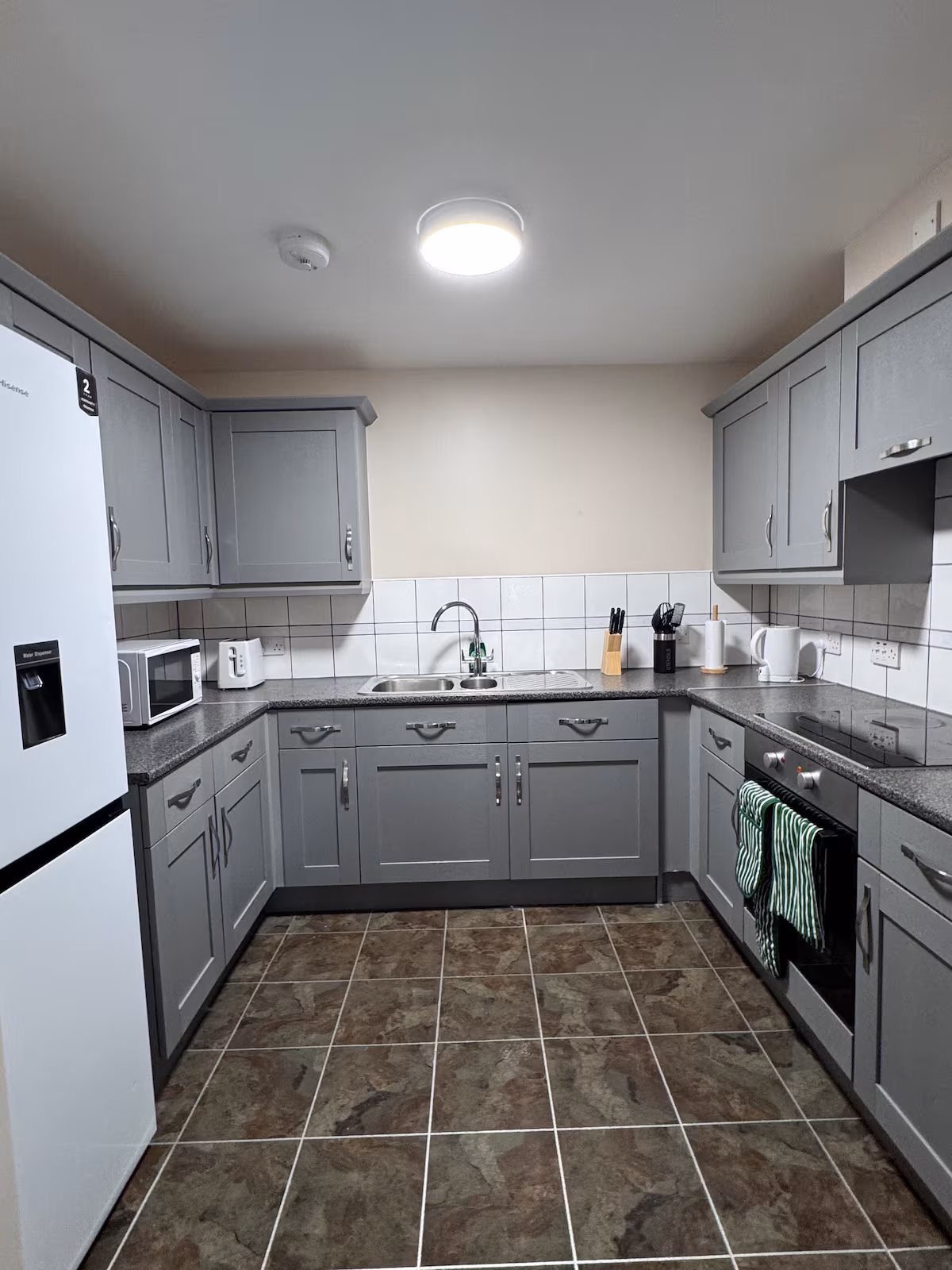 Cline Deluxe Apartment detail view 4