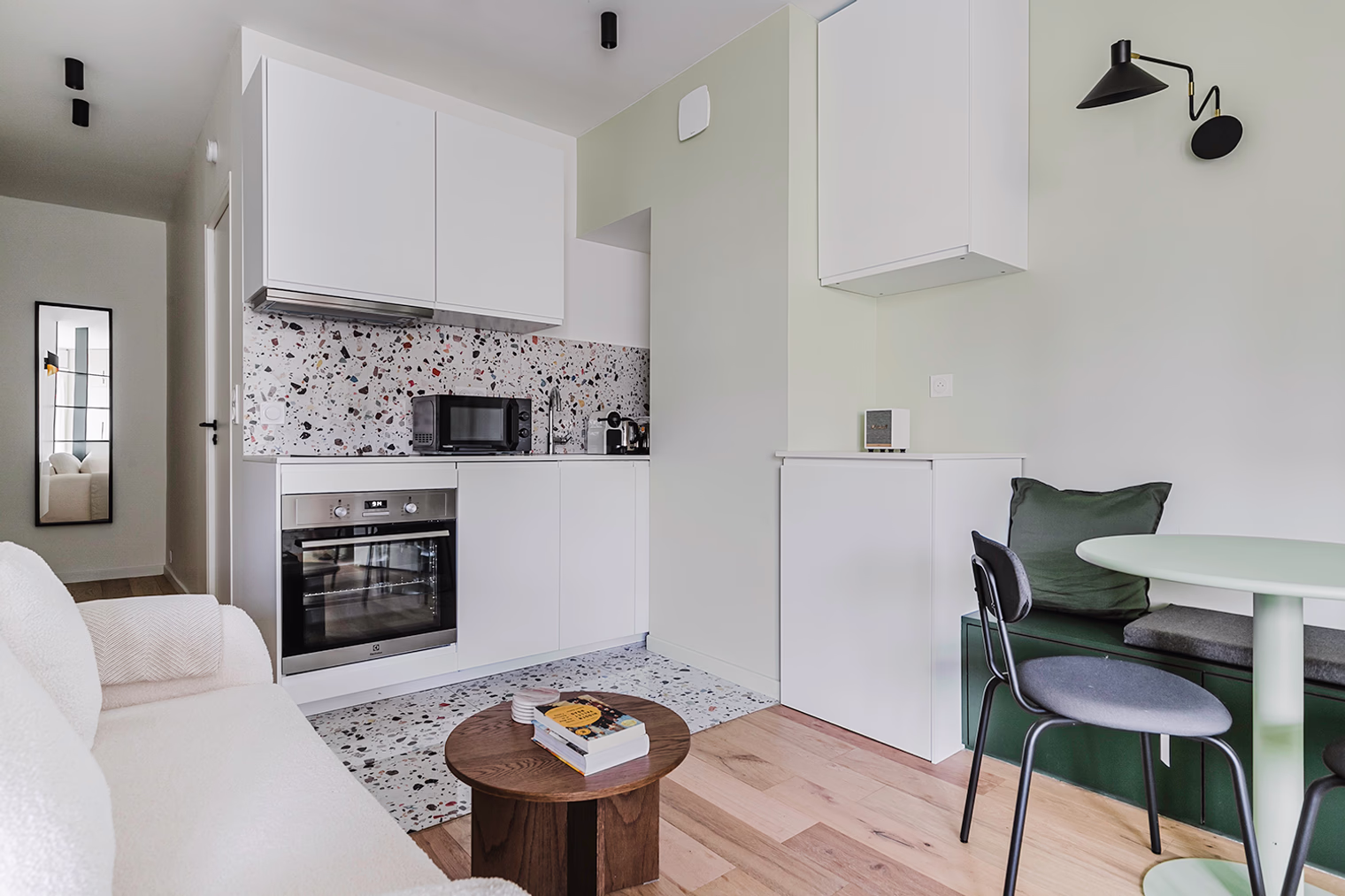 Rue Frémicourt 1 Bed detail view 2