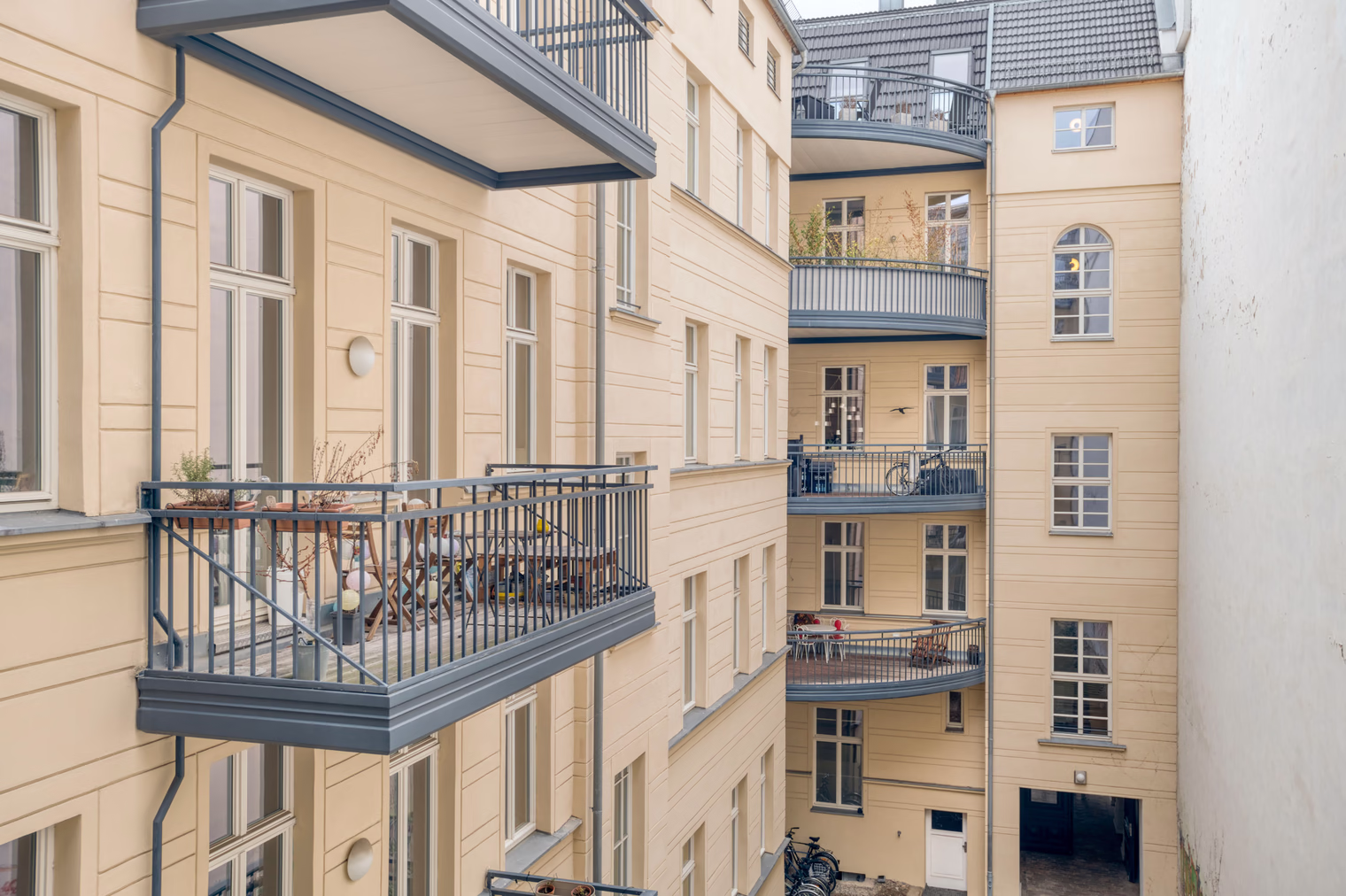 Luisenstraße Apartment detail view 4