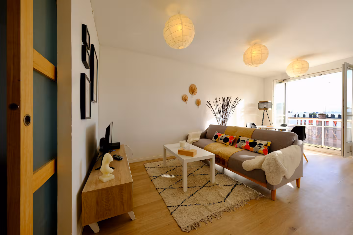Rouen Apartments detail view 4