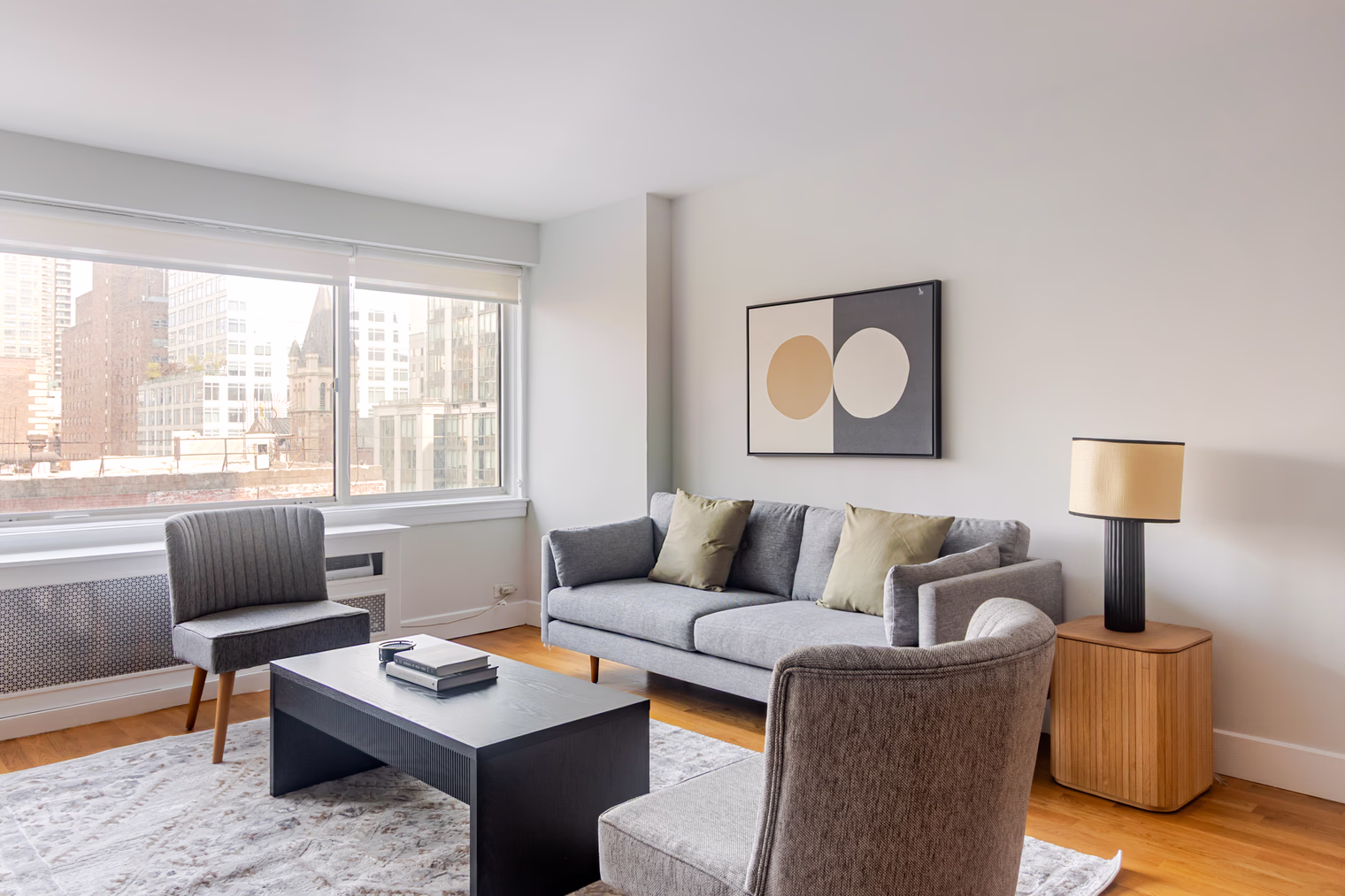 Stonehenge Apartment