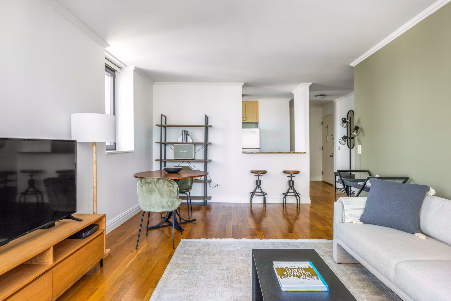 The Ritz Plaza, 235 W 48th St