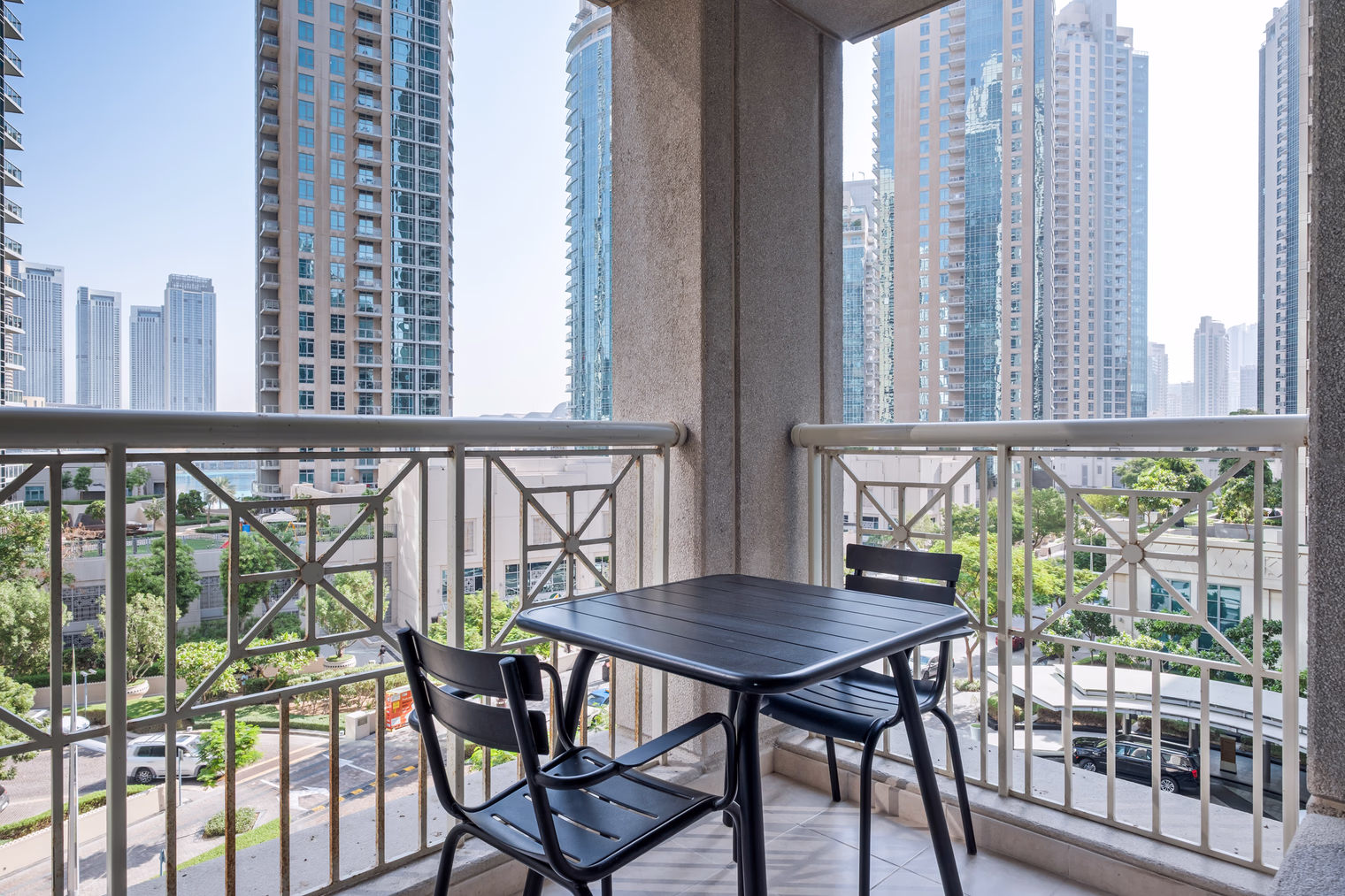29 Burj Boulevard Tower 1 detail view 4
