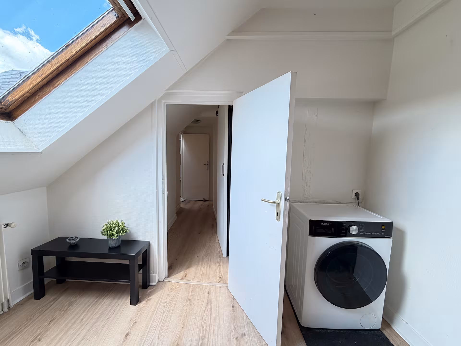 Charming Rouen Apartment detail view 4