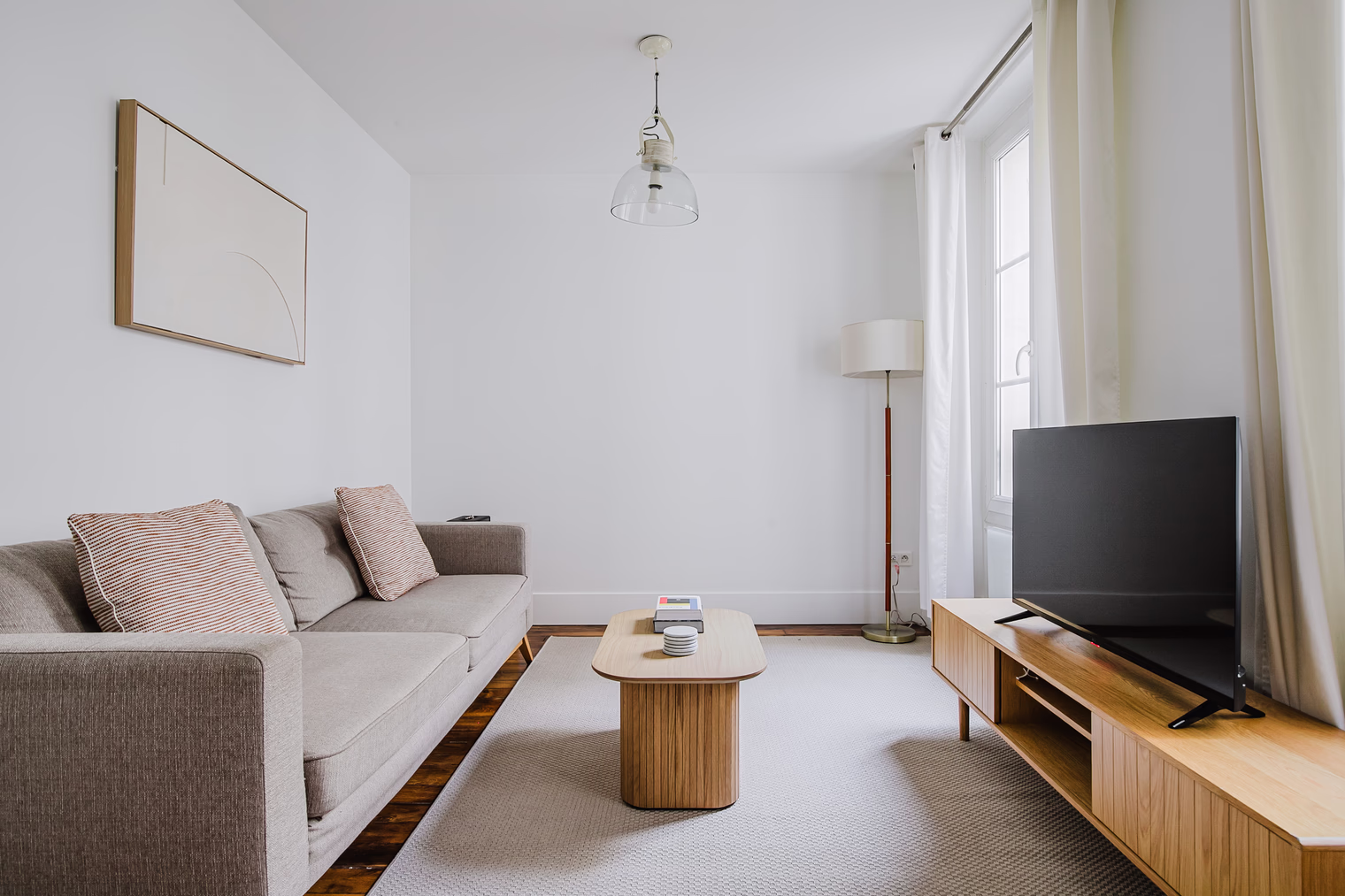 One Bedroom Apartment - image 1