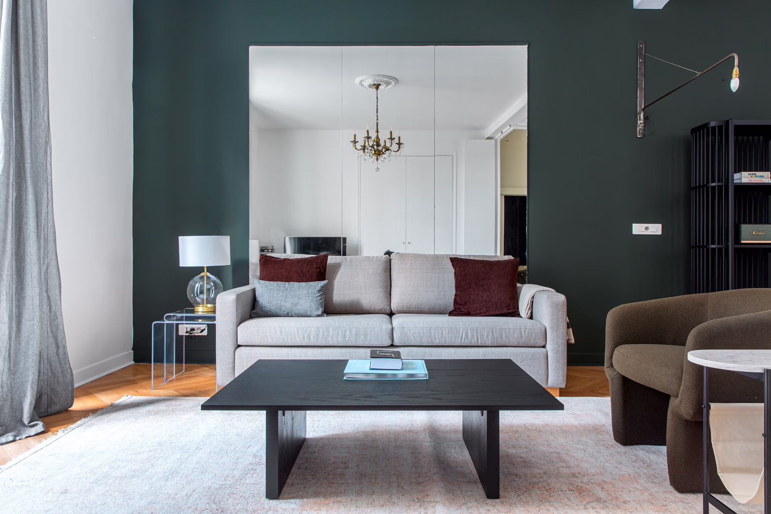 Avenue Friedland Apartment detail view 3