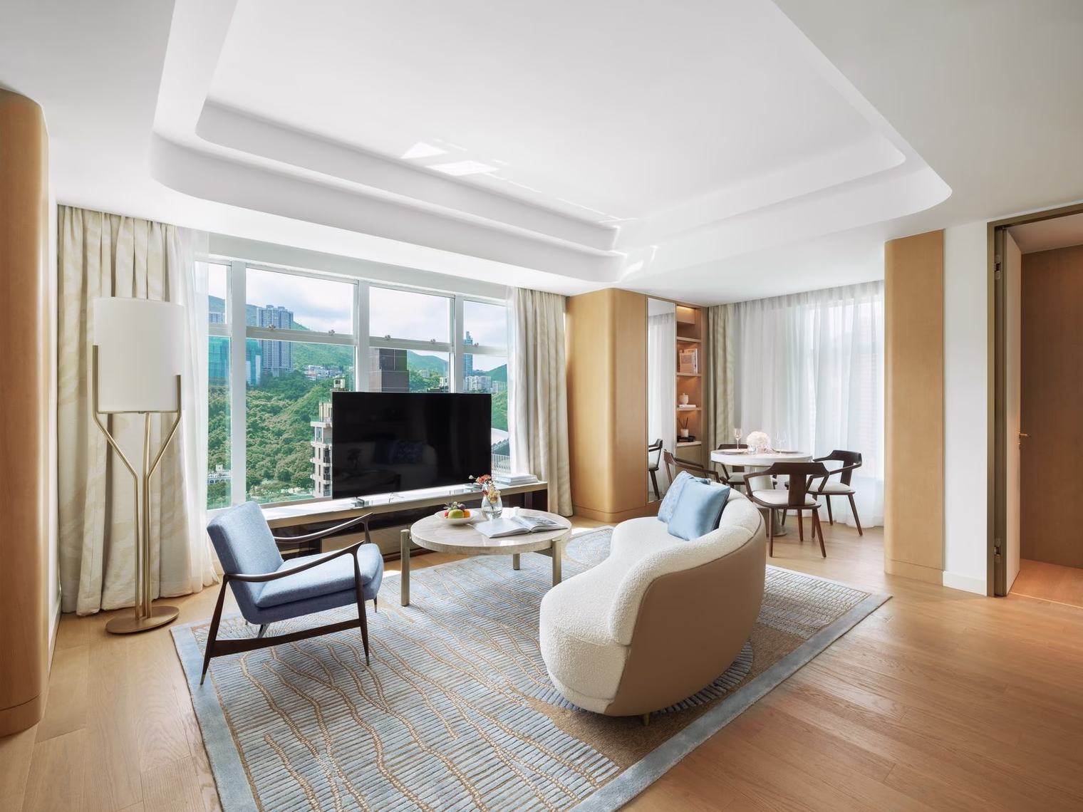 Leighton Road Apartments - image 1