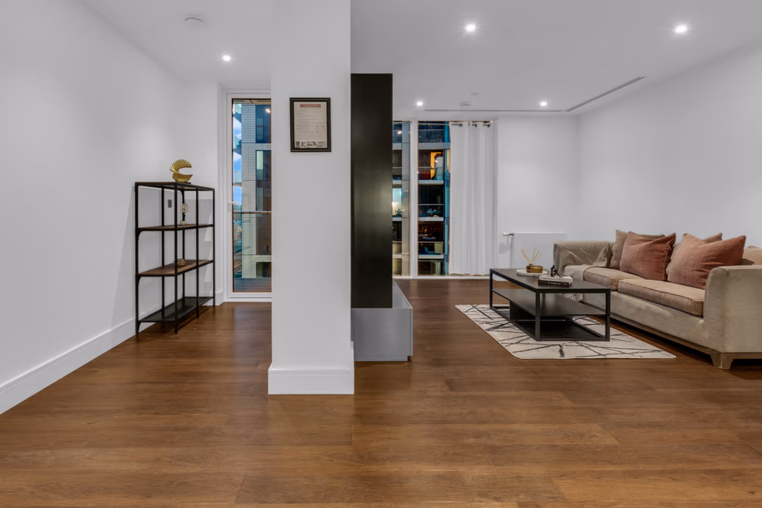 Maine Tower Apartments - image 1
