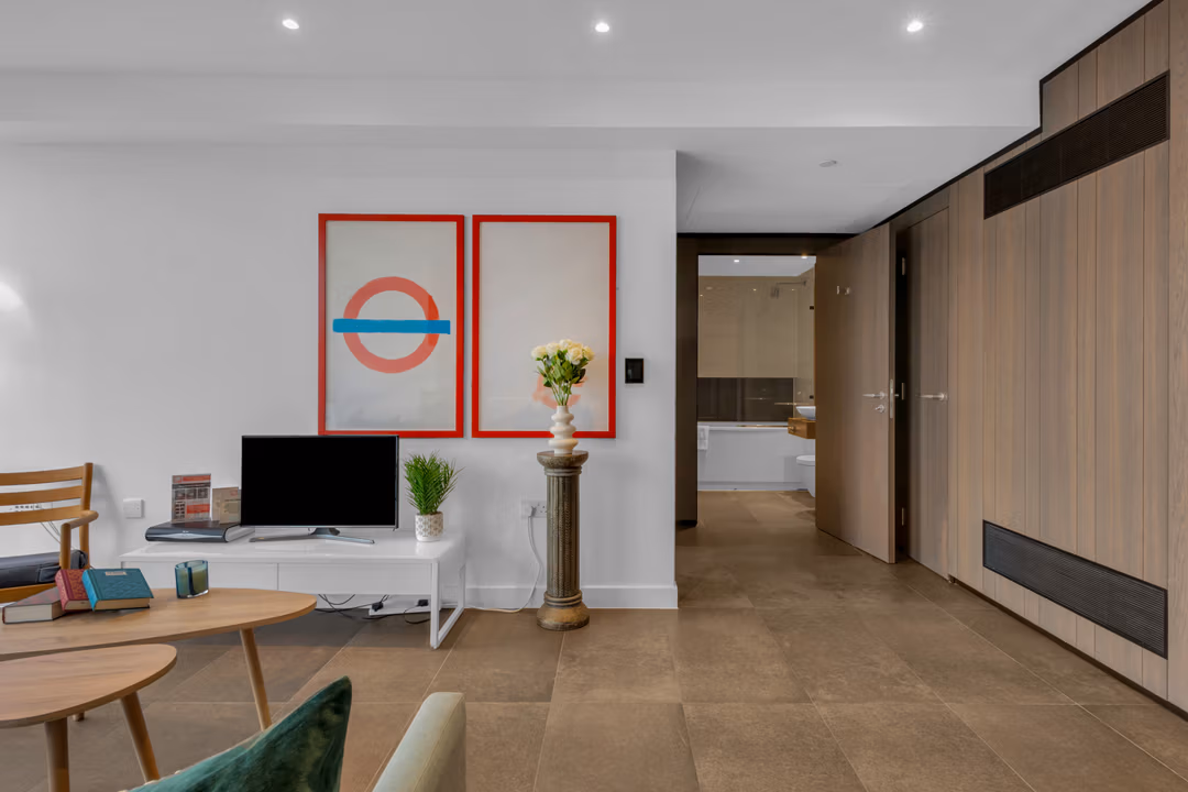 One Bedroom Apartment - image 4